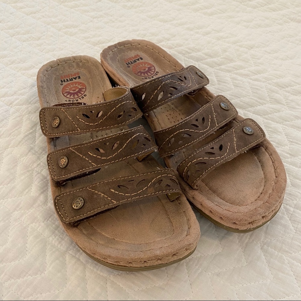 Earth spirit Gelron brown leather sandals